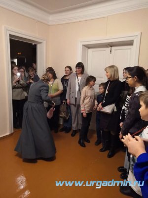 4 ноября в музее декабристов Нарышкиных состоялось театрализованное представление "Один день из жизни декабристов Кургана"